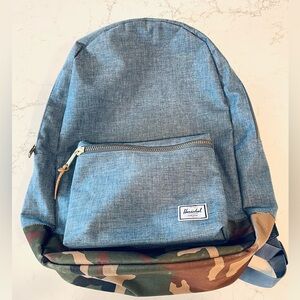 Herschel Supply Heritage Backpack Crosshatch Blue/ Camo 24L Gently Used